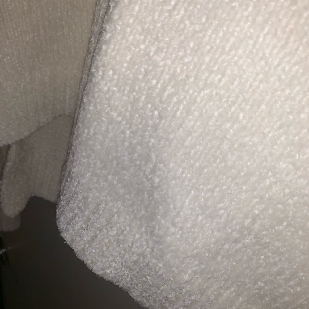 Sweater - Picture 3 of 3